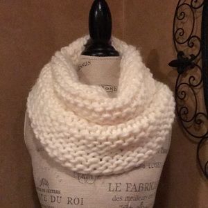 H&M cowl neck tube scrarf